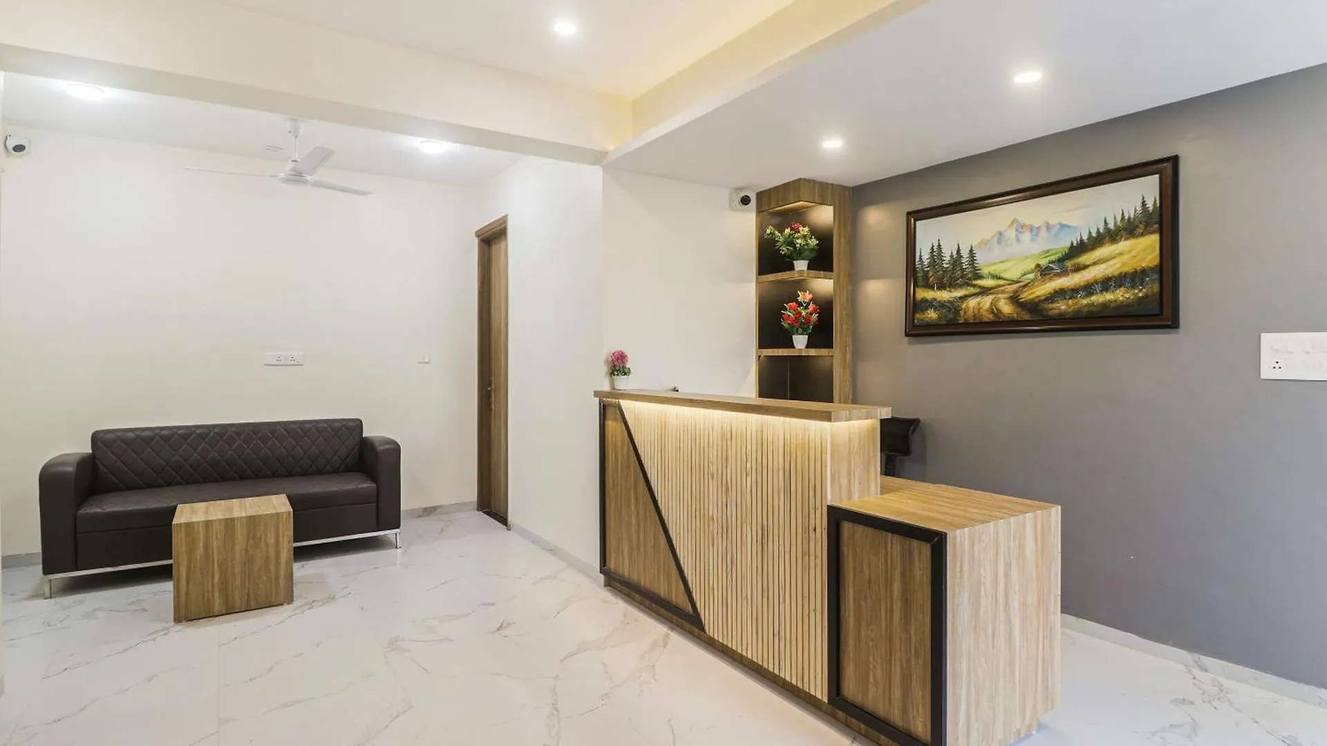 Townhouse Infinity Stays Near Appu Ghar Gurgaon 3*,